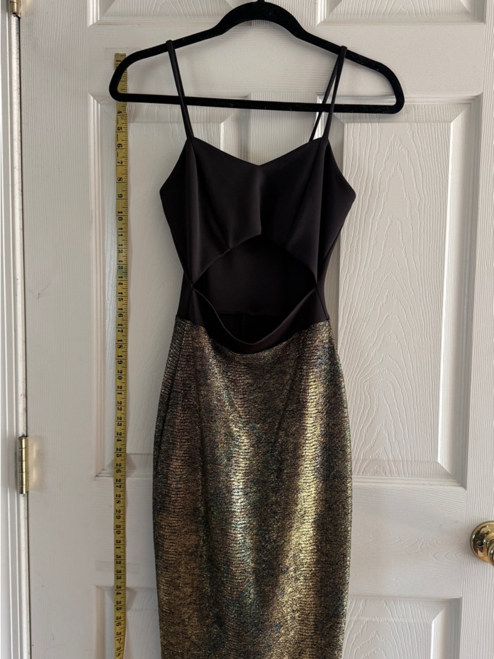 Black and Metallic Gold Sheath Dress with Cutout, midi
